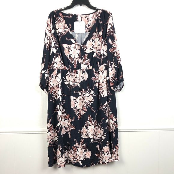 Isabel Maternity XXL Dress Floral Fit Flare VNeck - Picture 3 of 10
